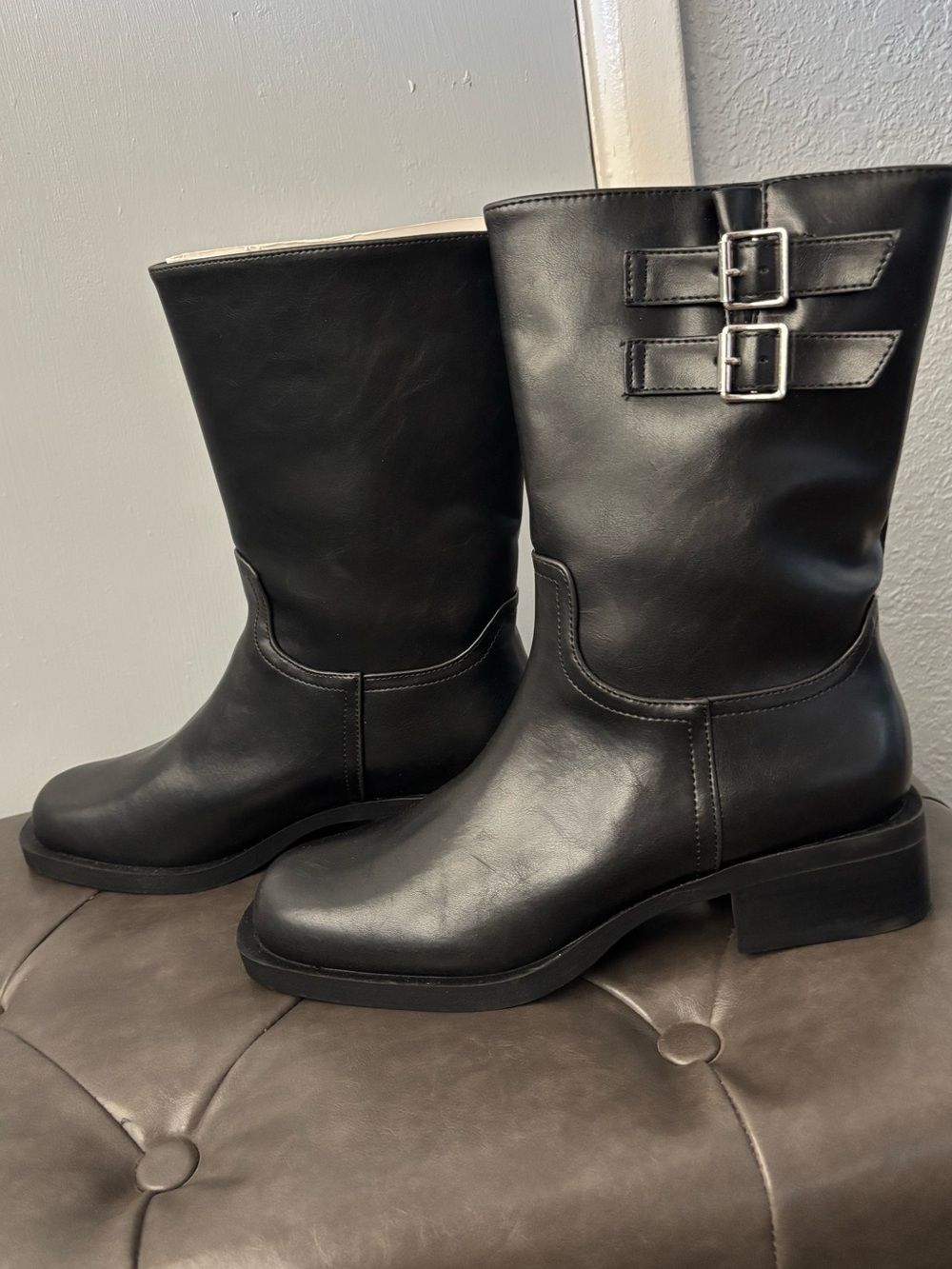 Coconuts by Matisse Black Mid-Calf Buckle Moto Boots NWO-Box